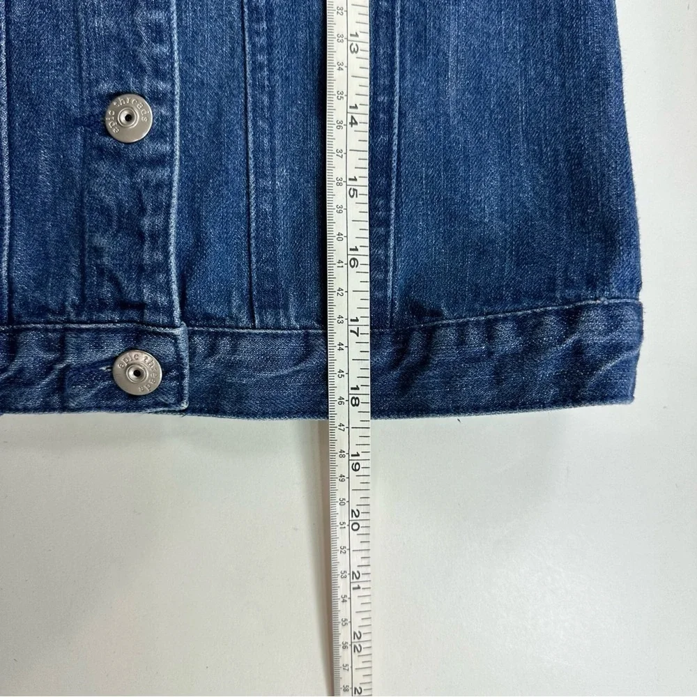 Girl’s Epic Threads Blue Jean Jacket w/studs Size Medium 100% Cotton Denim